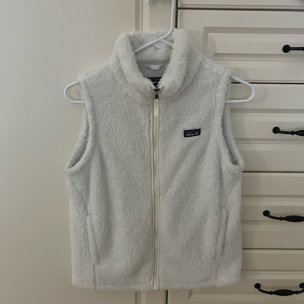 Girl’s Patagonia vest